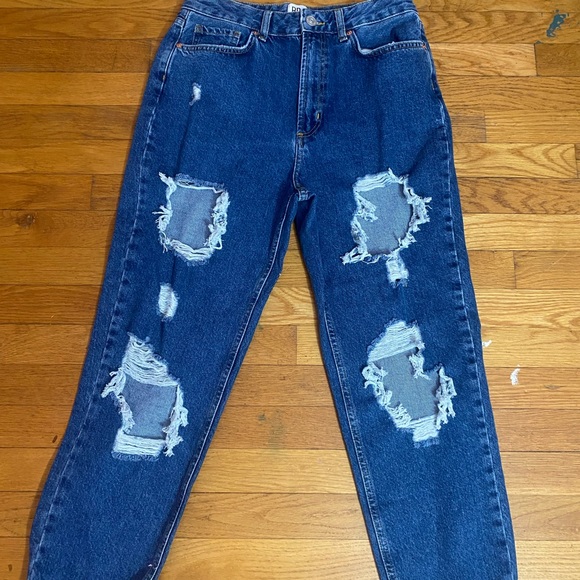 Urban outfitters high rise mom jeans - Picture 2 of 2